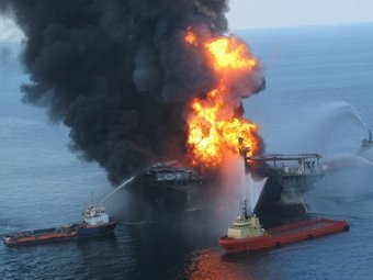Авария на нефтяной платформе Deepwater Horizon в Мексиканском заливе произошла 20 апреля 2011 года